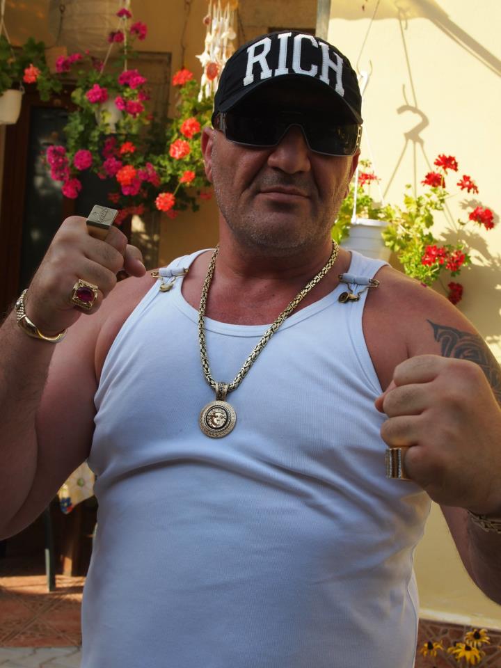 Simpaticul interlop s-a tinut de glume, sambata seara, reusind sa o enerveze la culme pe Loredana Chivu