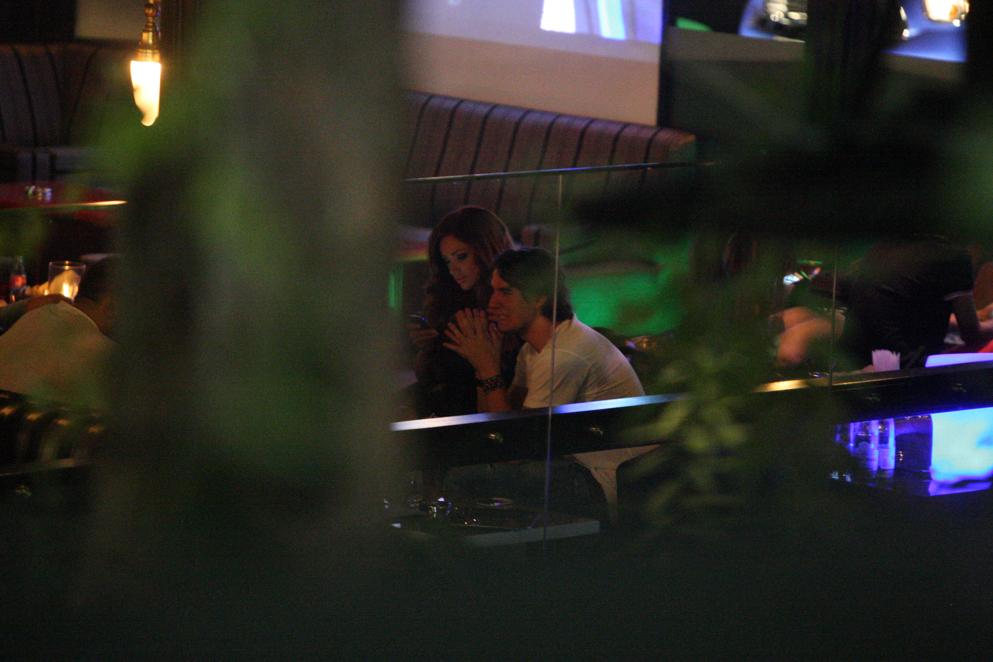 Dani Olaroiu este in culmea fericirii de fiecare data cand Bianca accepta sa se intalneasca cu el