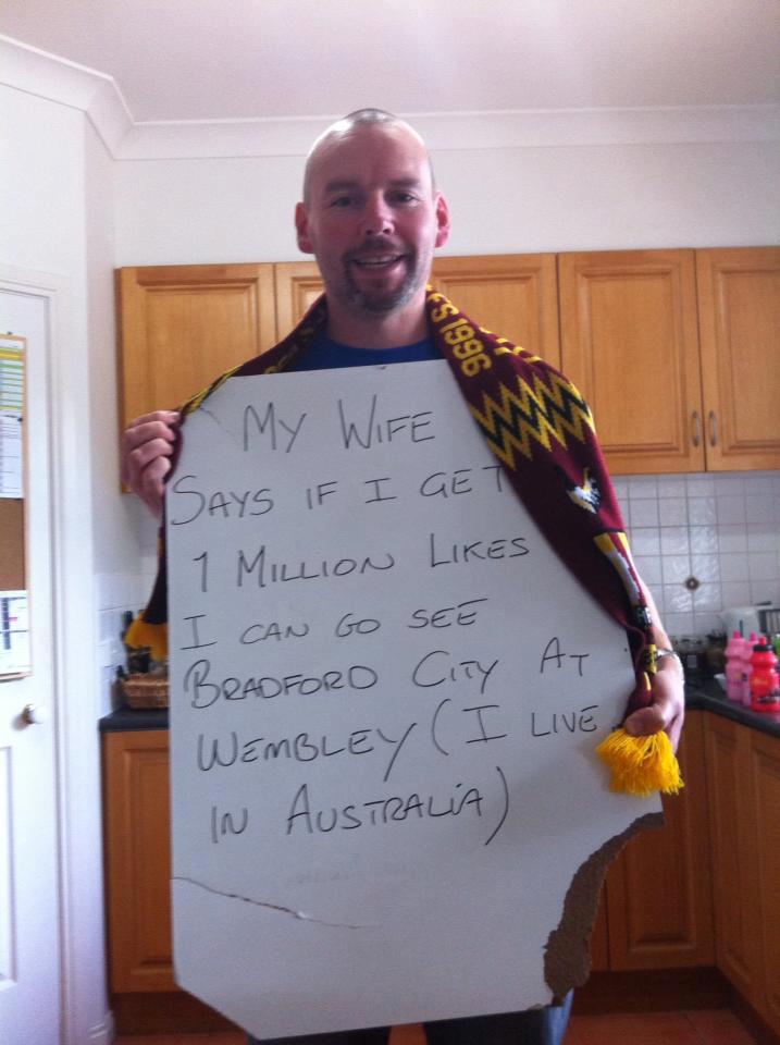 Gestul absolut impresionant al unui suporter! Uite ce a putut să facă să-şi convingă soţia să-l lase la un meci!