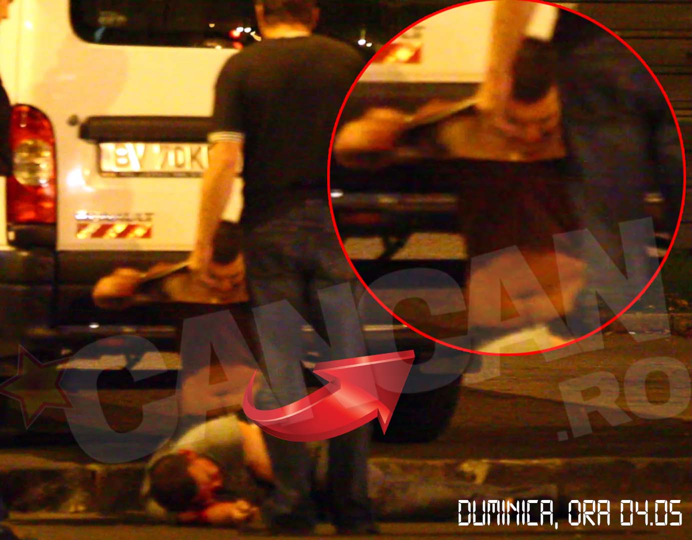 Prietenul victimei isi rupe tricoul de suparare