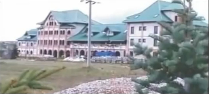 Clamparu are un domeniu impresionant in Spania