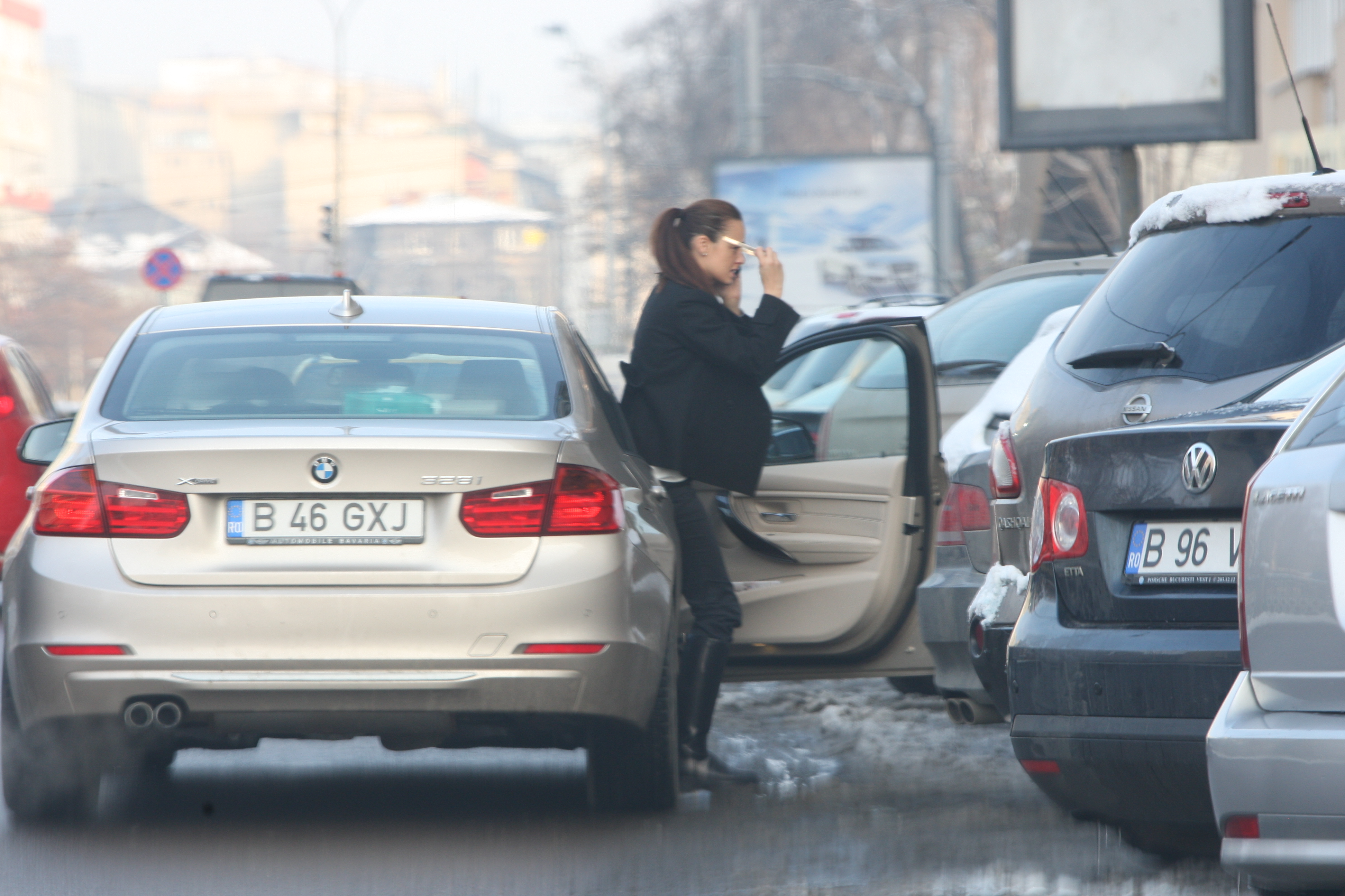 Ieri, Andreea a ajuns acasa insotita de sofer