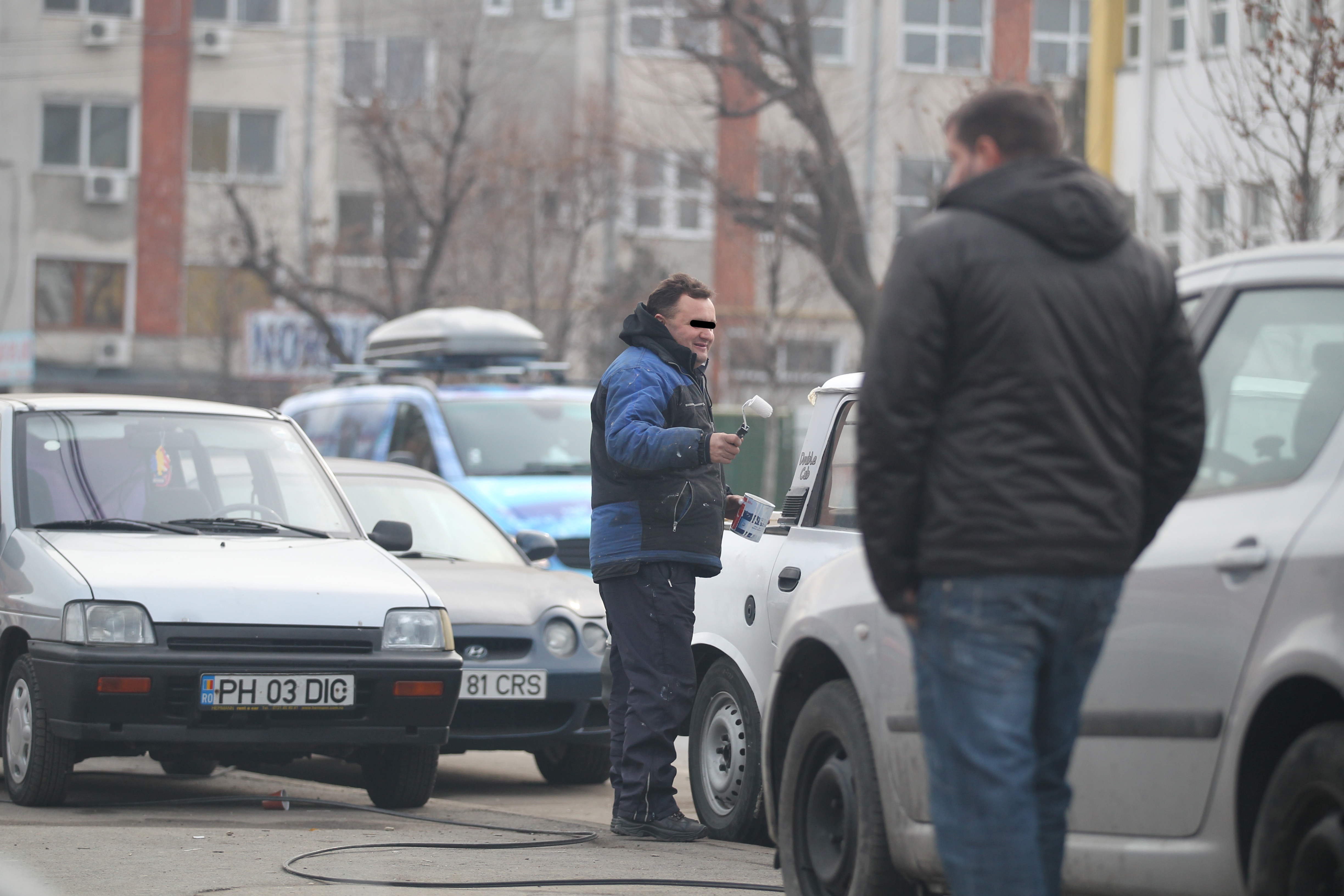 Barbatul se apuca de treaba