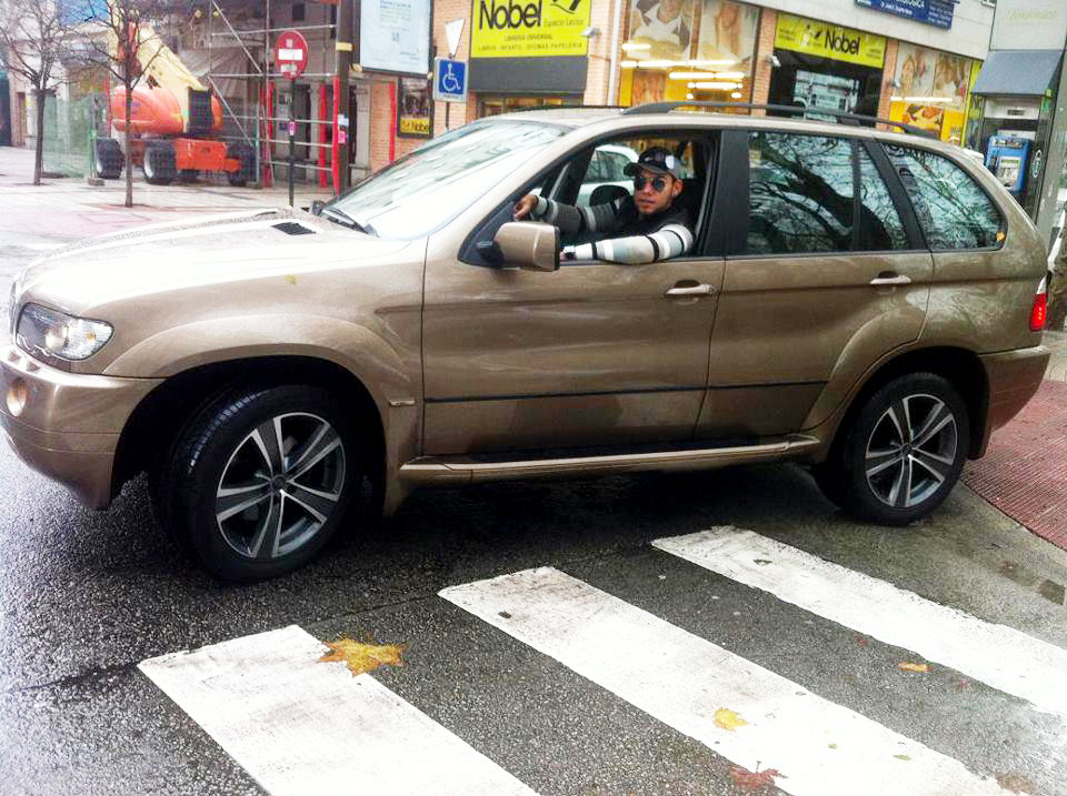 Liviu Chiroaica schimba masinile ca pe sosete