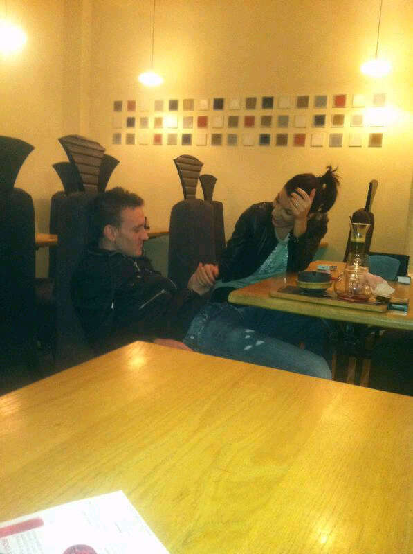 Mitea si Andreea s-au tinut in permanenta de mana