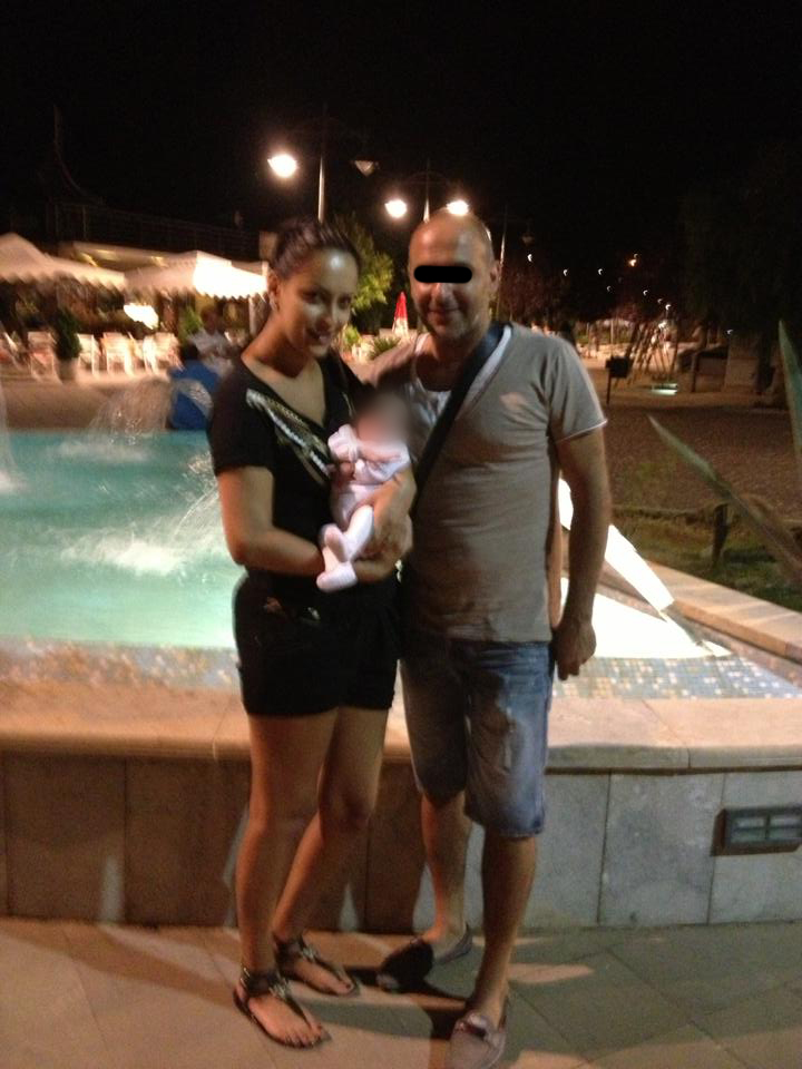 Fiica lui Fane Spoitoru la o luna dupa nastere