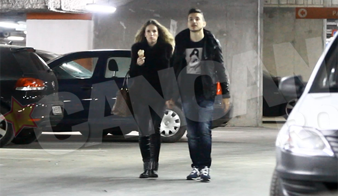 Dupa ce au iesit de la film, Matei si iubita au coborat in parcare, vrand sa plece acasa