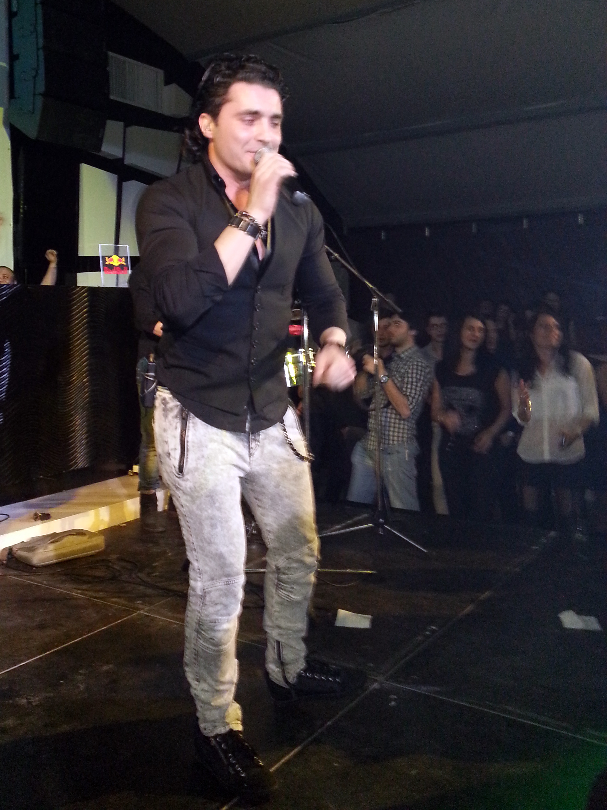 Pepe a dat startul distractiei intr-un club bucurestean