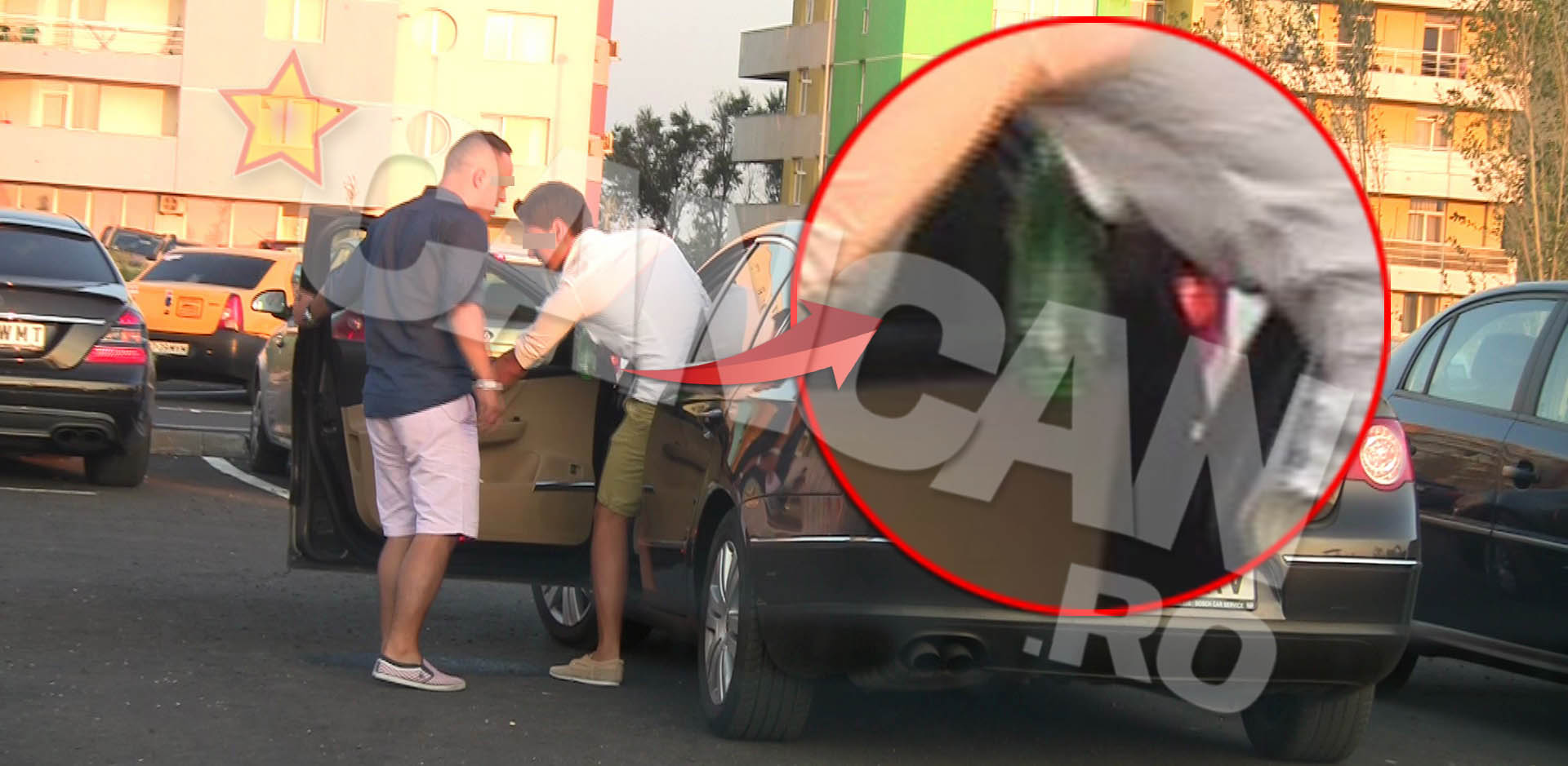 Soferul urca la volan cu sticla de bere in mana