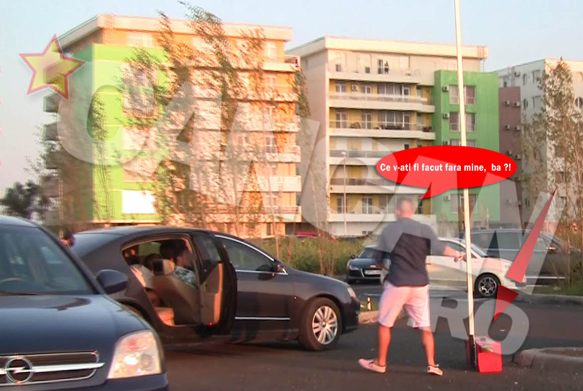 Cel mai treaz dintre ei iese si tranteste bariera, ca sa poata iesi masina in voie