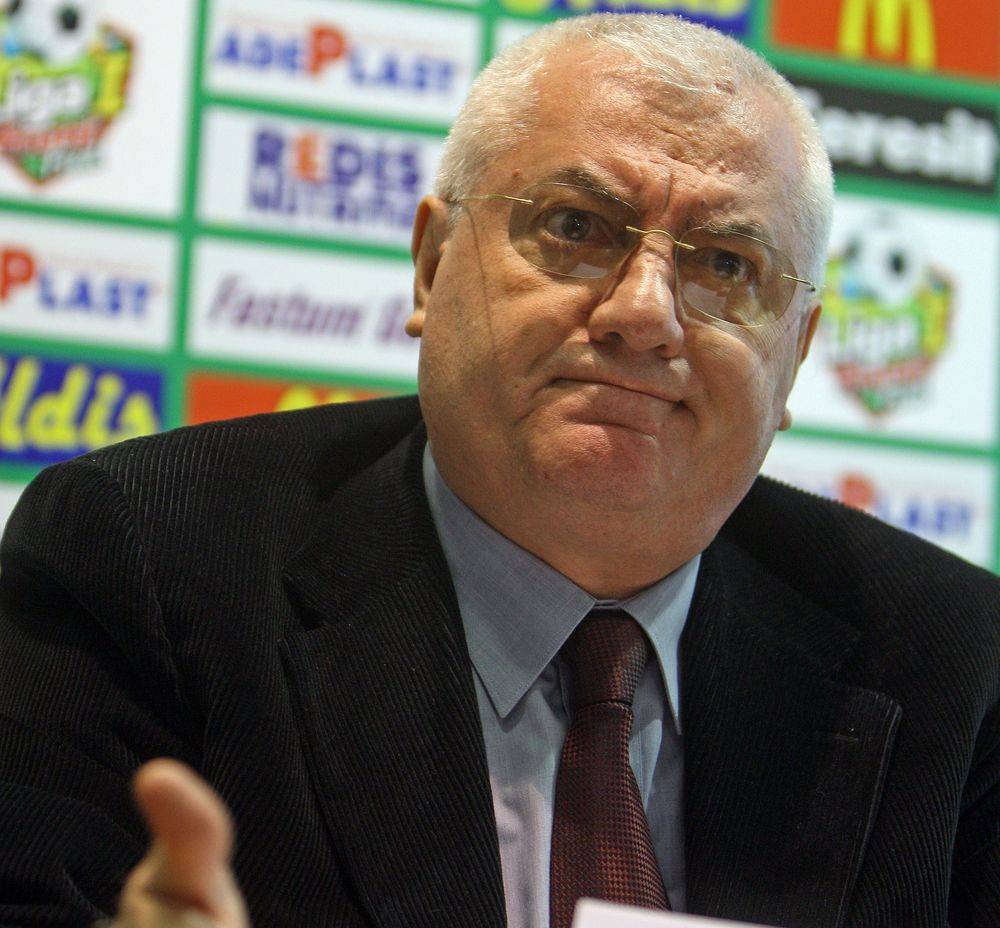 In 2013, Dragomir a plecat de la LPF