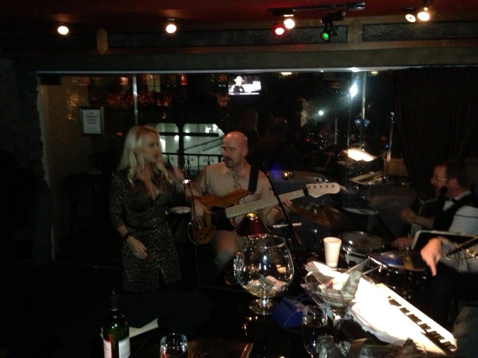 Prima melodie pe care a cantat-o Anda a fost