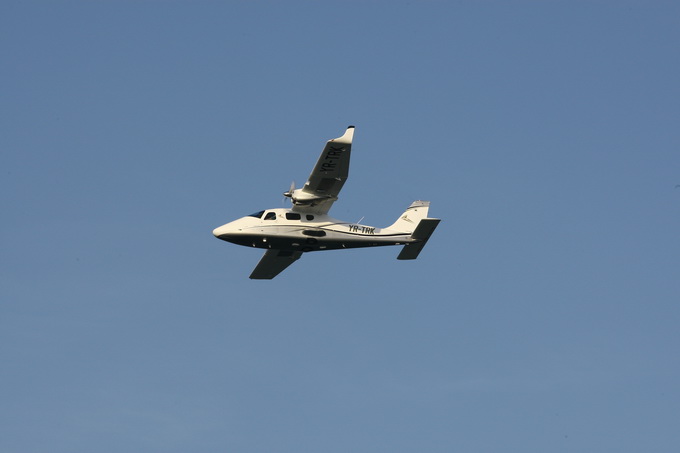 Avionul care a survolat sambata plaja din Mamaia este in gestiunea firmei Toyo Aviation