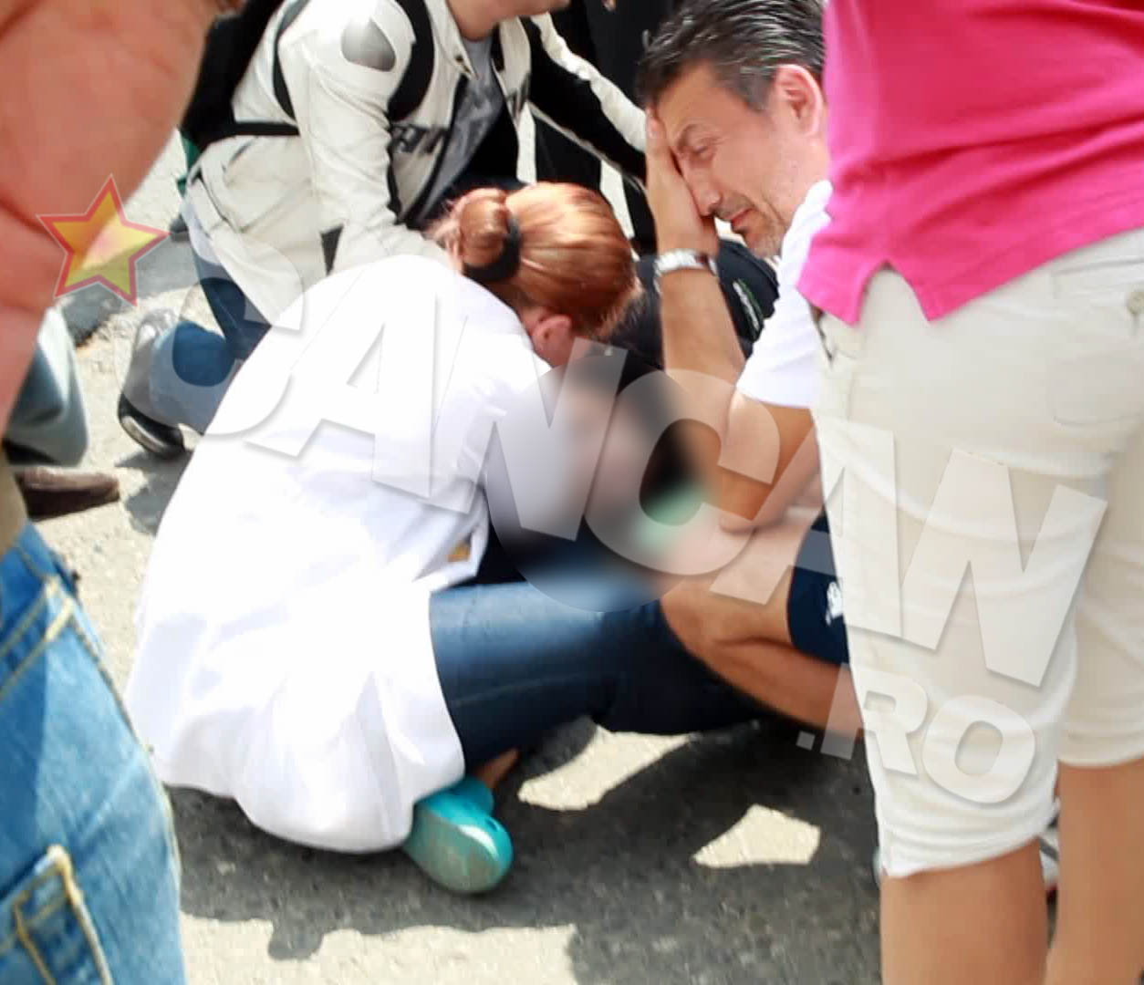 Alex a provocat un accident in care un tanar si-a pierdut viata si, de atunci, sentimentul de vinovatie nu-i da pace