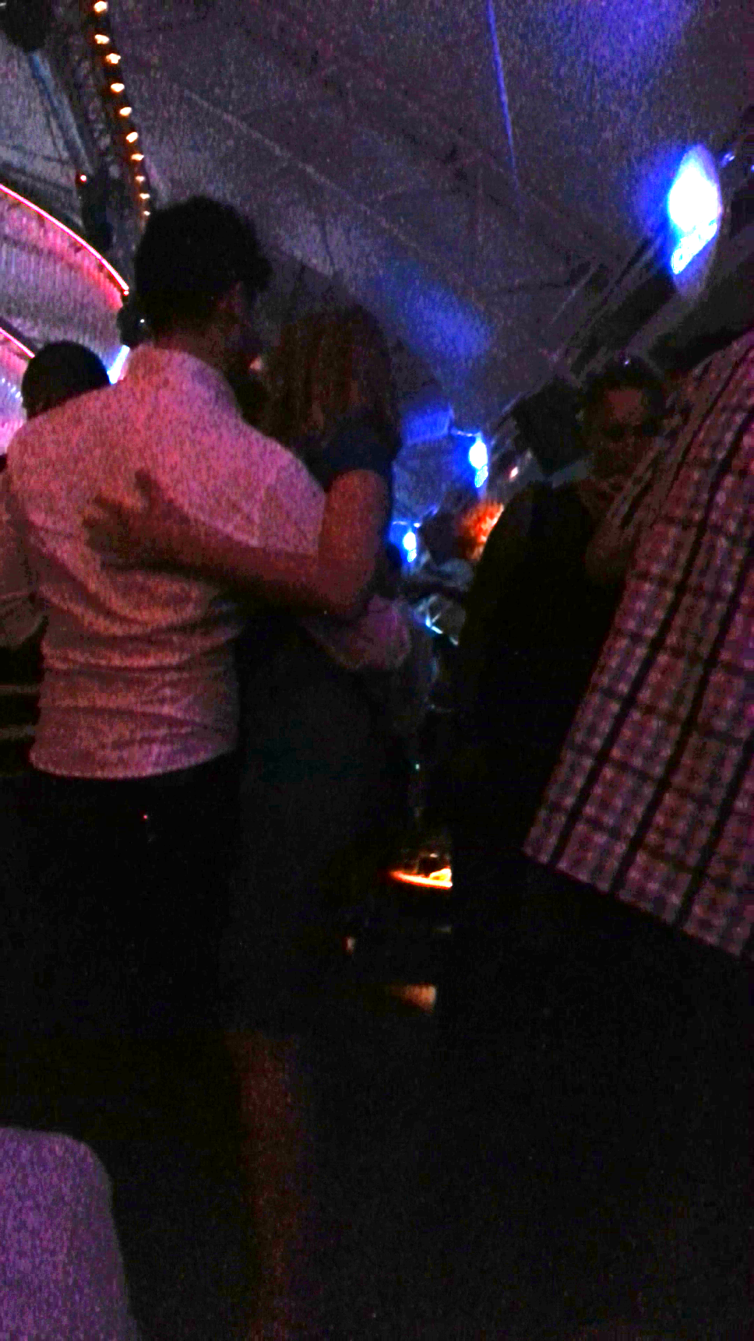 Ramona nu se desparte de viitorul ei sot