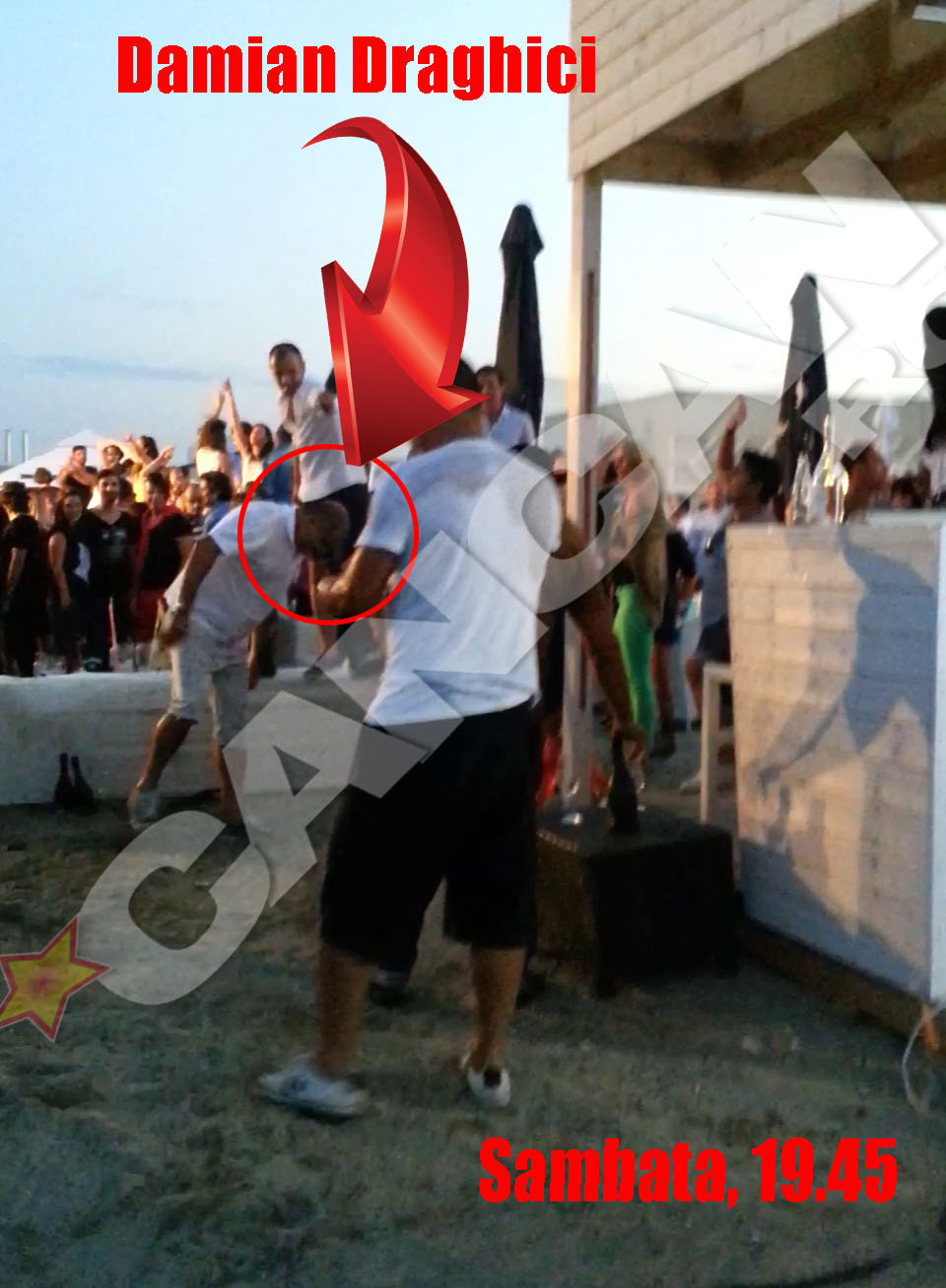 Un amic l-a prins intr-un colt si i-a golit toata sticla de sampanie in cap