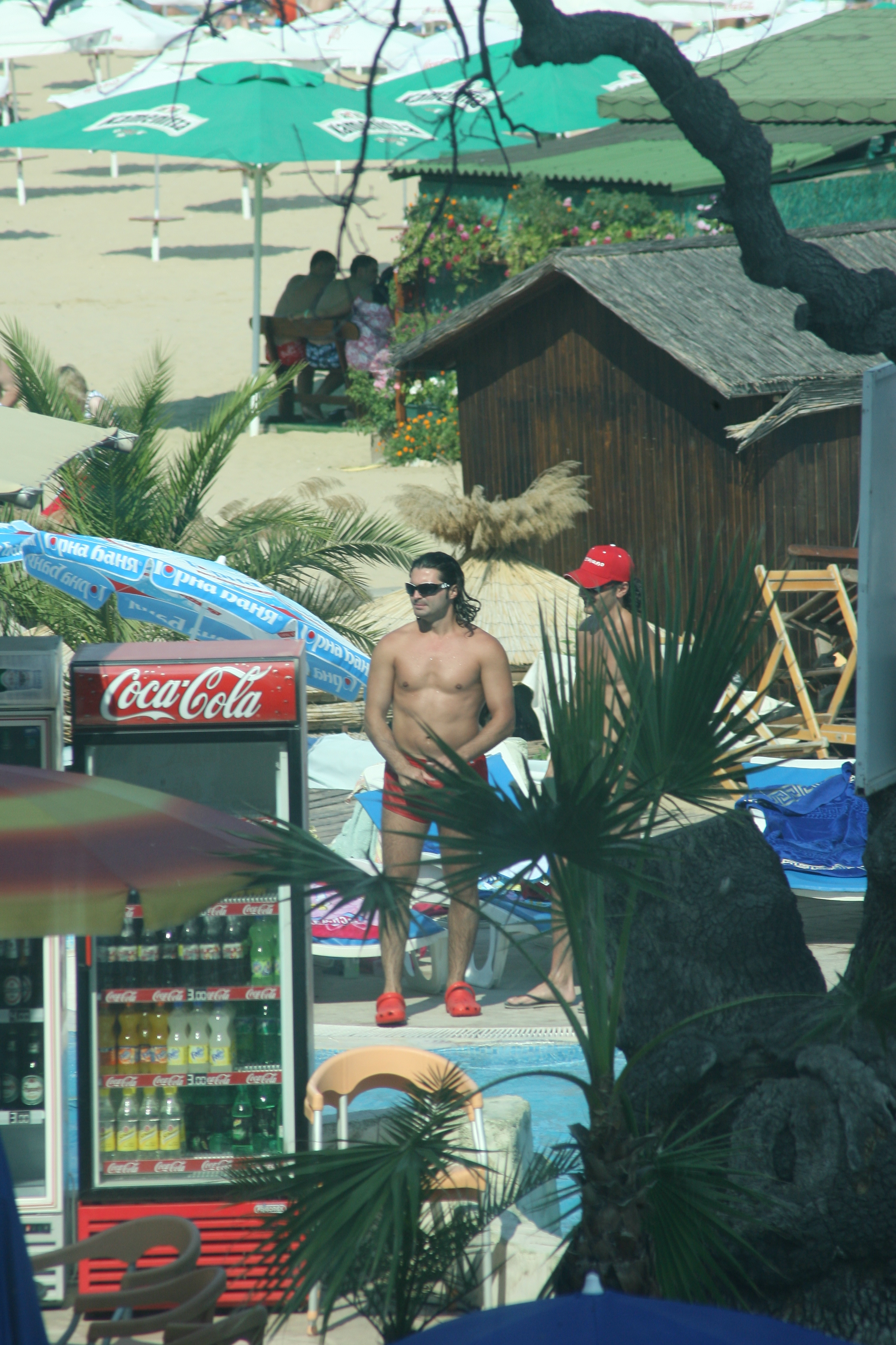 Cantaretul a subinchiriat plaja unor mici afaceristi care au amplasate diferite jucarii