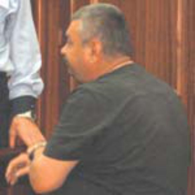 Tatăl poliţistului-ninja, în timpul judecăţii