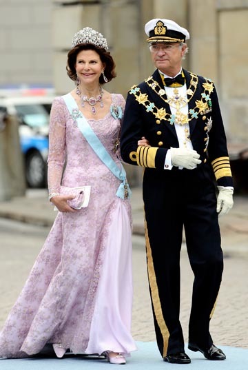 Regele Carl Gustaf al Suediei şi soţia lui, Silvia, au trecut peste toate scandalurile sexuale