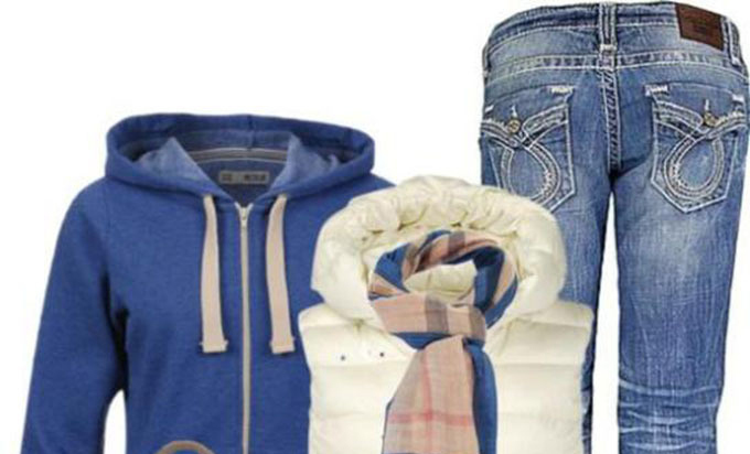 Când alegem ţinuta de Crăciun trebuie să ţinem cont mai ales de locul în care mergem