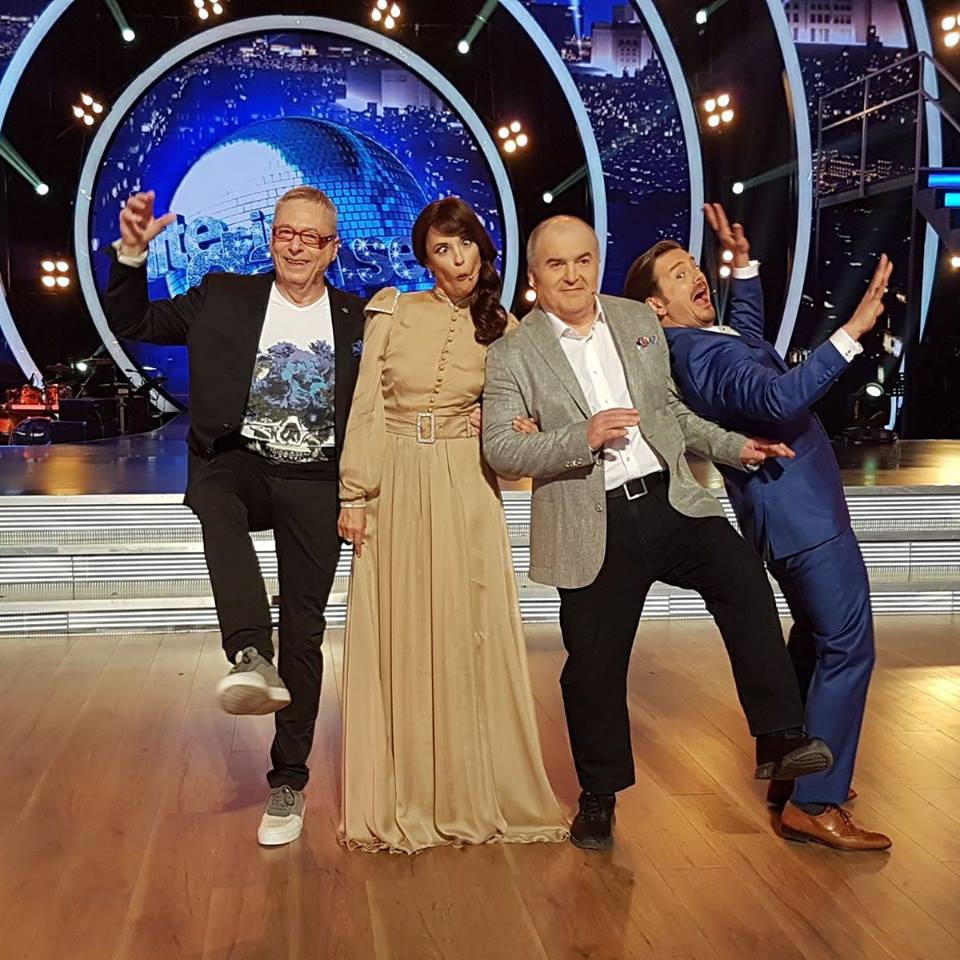 Andreea Marin a demonstrat că are un simţ al umorului dezvoltat, distrându-se de minune alături de colegii din juriu. Aceasta este fotografia care a făcut-o pe fana vedetei să reacţioneze, admirându-i frumuseţea naturală a Andreei.