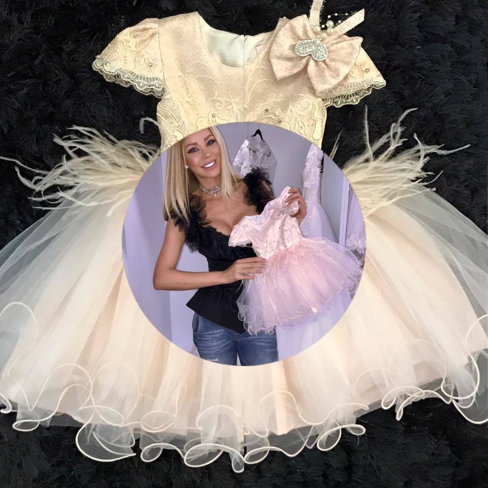 Bianca Drăguşanu va lansa o colecţie de rochiţe inspirată de fiica ei