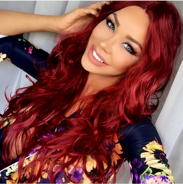 Bianca Drăguşanu a trecut în tabăra roşcatelor