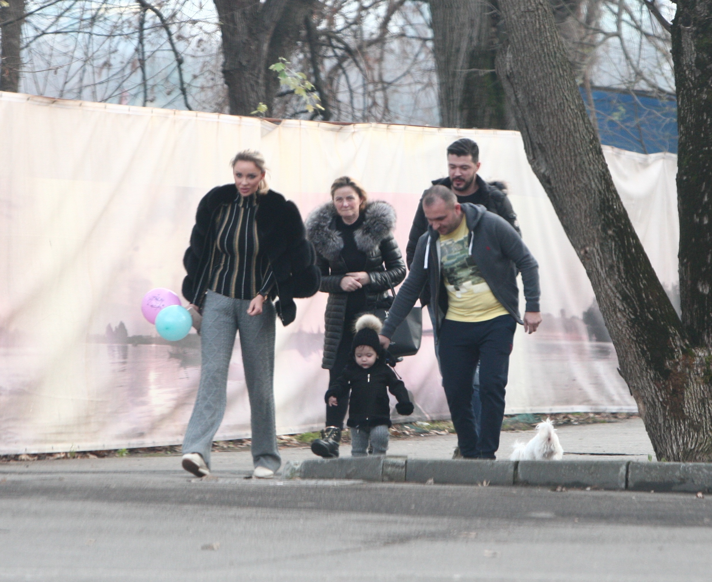 Mama Biancăi Drăguşanu continuă lupta cu cancerul de piele