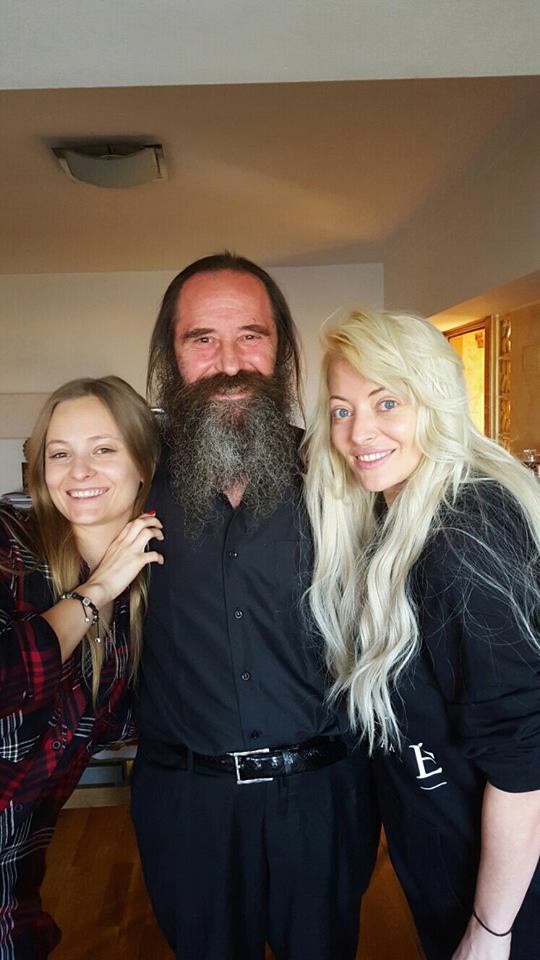 Tatăl Deliei nu a venit la cununia Oanei