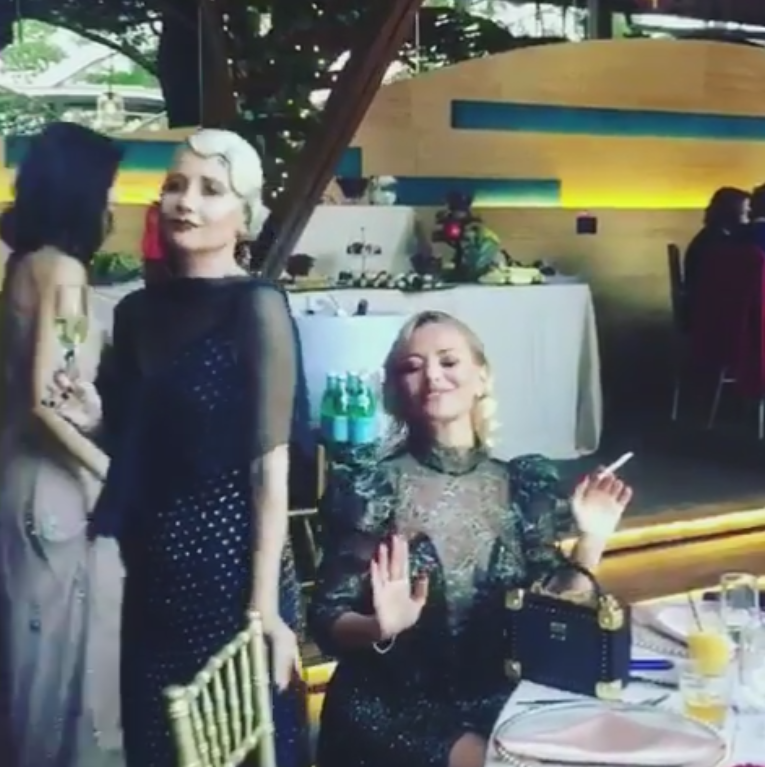 Delia le-a atras atenţia tuturor după ce fanii au remarcat faptul că şi-a schimbat numele de pe Instagram