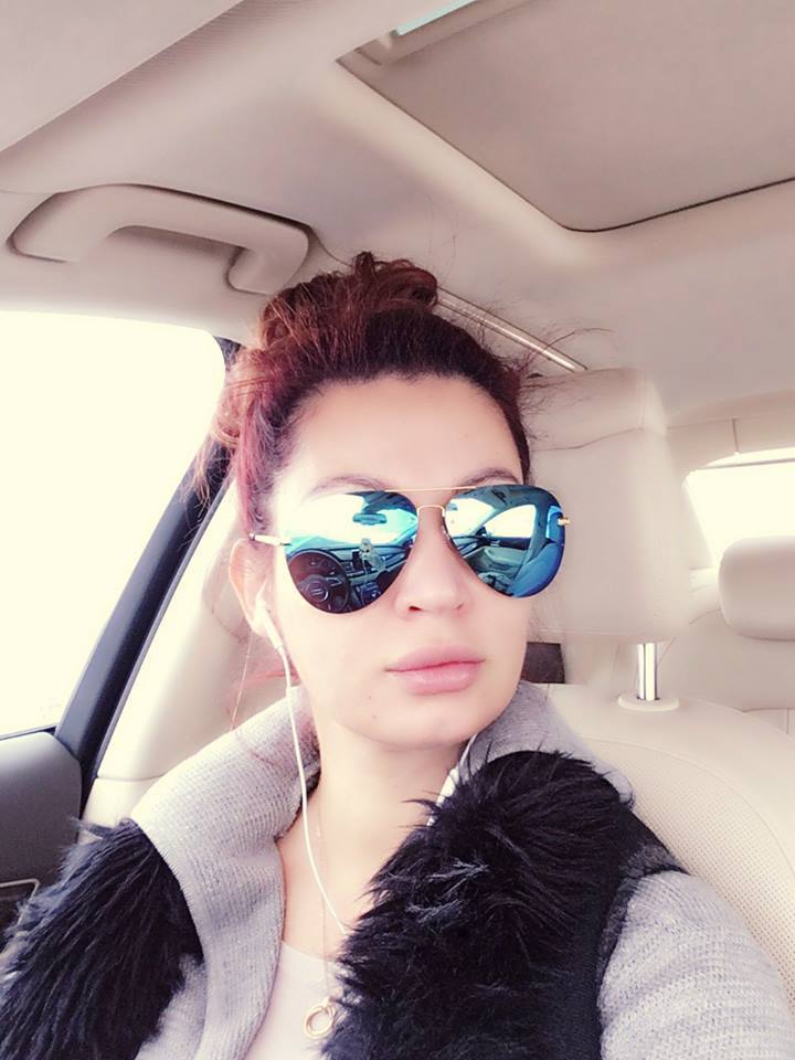 Chiar dacă s-a tot spus că ar fi luat cam mult în greutate, Nicoleta Luciu nu pare să fie deranjată de acest aspect.