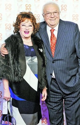 Arsinel, operat de urgenta la coloana. Stela Popescu i-a fost non-stop ...