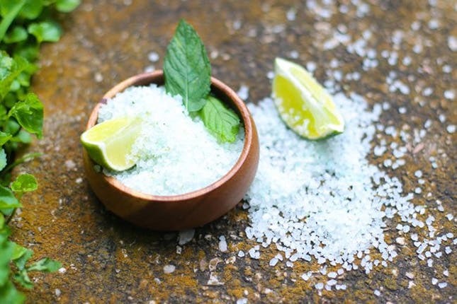 Dieta cu sare amara: detoxifica-ti organismul si slabeste in doar doua zile!