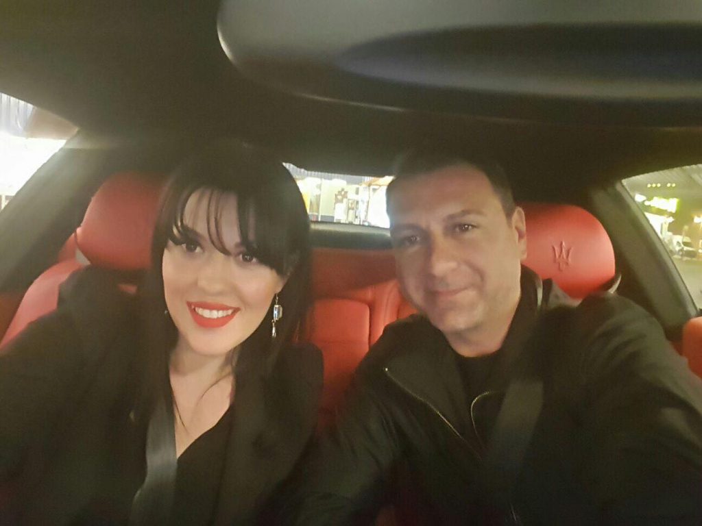 Imagine Stire Iuliana, soția lui Christian Sabbagh, primele declarații după scandalul cu ordinul de protecție, pe care l-a cerut împotriva jurnalistului. “Am fost în eroare, totul a plecat de la…” | 2review.ro