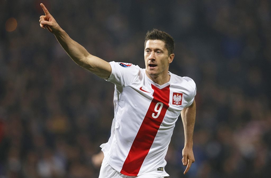 Top Pariu: Fotbalul este „Sportul Rege” » Primul „11” este AICI »»