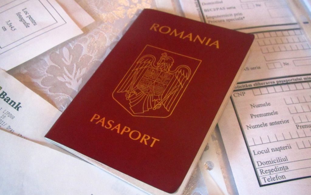 Românii care vor să plece din țară trebuie să știe. Schimbare majoră din 22 august 2022 pentru cine vrea să-și facă pașaport