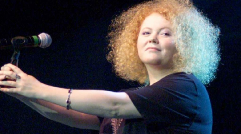 Imagine Stire Narcisa Suciu, devăluiri intime despre viața în cuplu: ”Sunt alături de un bărbat care mă iubește” | 2review.ro