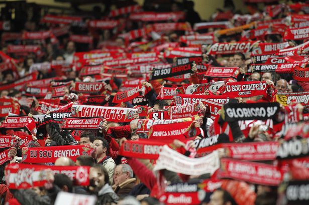 Top Pariu: Fotbalul este „Sportul Rege” » Primul „11” este AICI »»