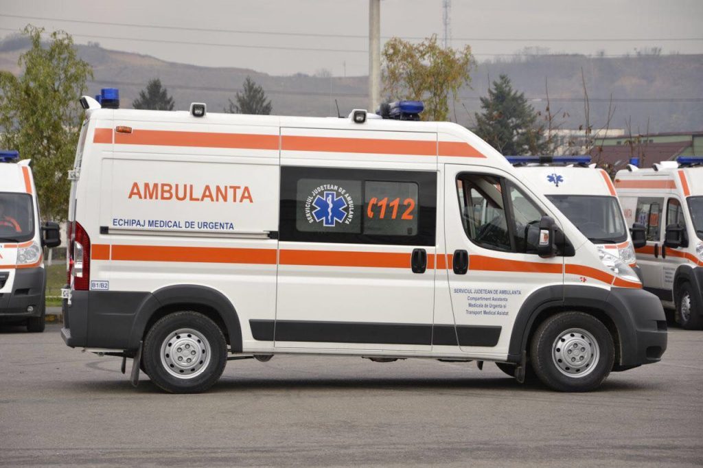 Imagine Stire Poveste incredibilă, la Iași: amantul s-a aruncat de la etajul III când a venit soțul acasă. Acum e în comă, la spital | 2review.ro