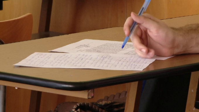 Imagine Stire Când se întorc elevii din România la școală. Anunțul făcut de Ministrul Educației | 2review.ro