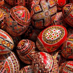 Tradițiile vechi spun că în Joia Mare se coace Pasca! De unde vin datinile  și ce însemnătate au 