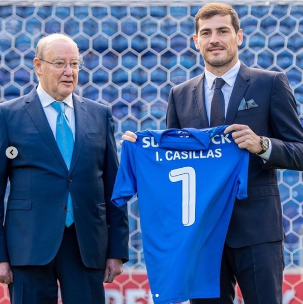 OFICIAL: Legendarul portar spaniol Iker Casillas a agățat mănușile în cui!