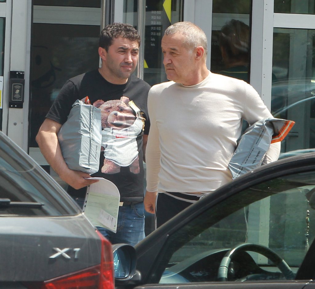 Imagine Stire Câte clase are Ionuţ Luţu? Ce meserie are la bază apropiatul lui Gigi Becali | 2review.ro