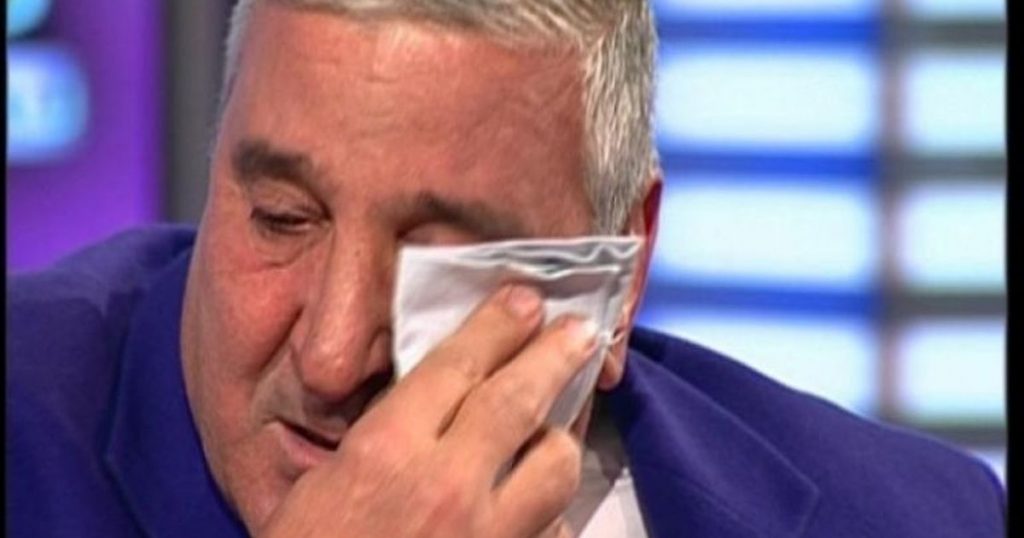 Imagine Stire Boala incurabilă de care suferă Rică Răducanu: ”Doar la morga mai trece!” | 2review.ro