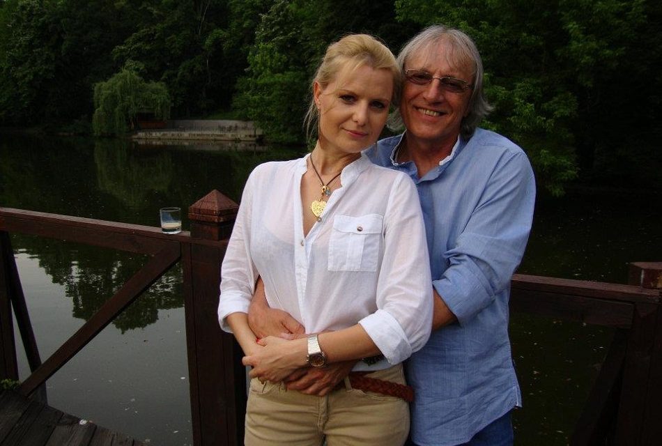 Soția lui Mihai Constantinescu i-a pus să asculte, la căști, muzica lui ca să-l readucă la viață