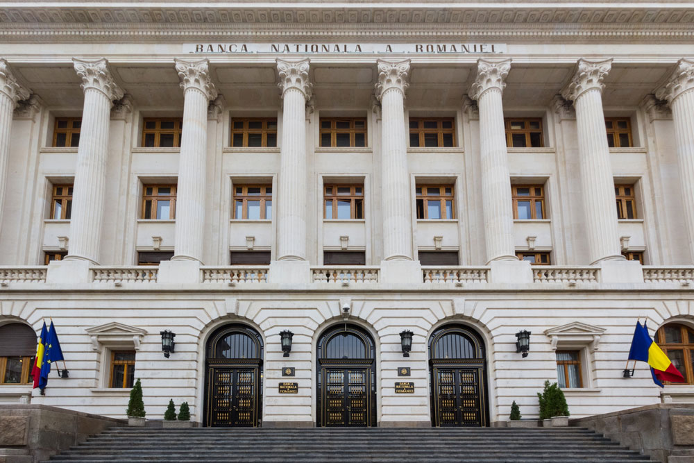 Imagine Stire Cum funcţionează băncile pe timpul stării de urgenţă. Măsuri importante adoptate pe timpul pandemiei de coronavirus | 2review.ro