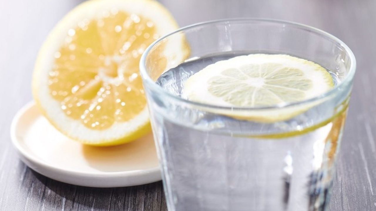 Apa cu lamaie slabeste tpu – Trăiți mai sănătos