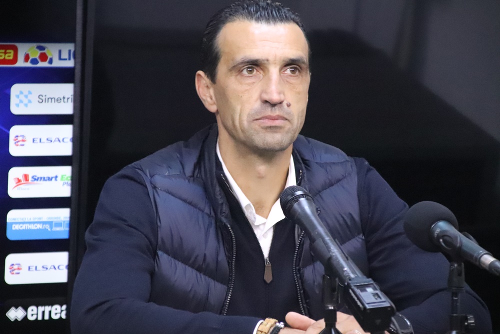 Imagine Stire Vintilă nu se teme de demisie: „Eu îmi fac planuri de viitor la FCSB!” | 2review.ro