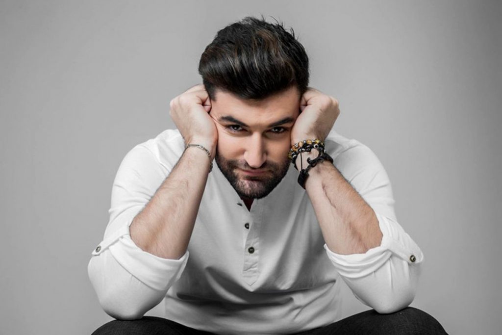Imagine Stire Smiley, lovit în plin de COVID-19. “Nu e ușor! Sper să…” Artistul face apel la unitate | 2review.ro
