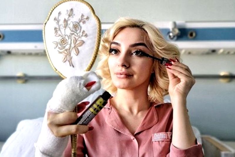 Imagine Stire Ana Morodan, dezvăluiri despre incident! Cum și-a amputat singură degetul | 2review.ro